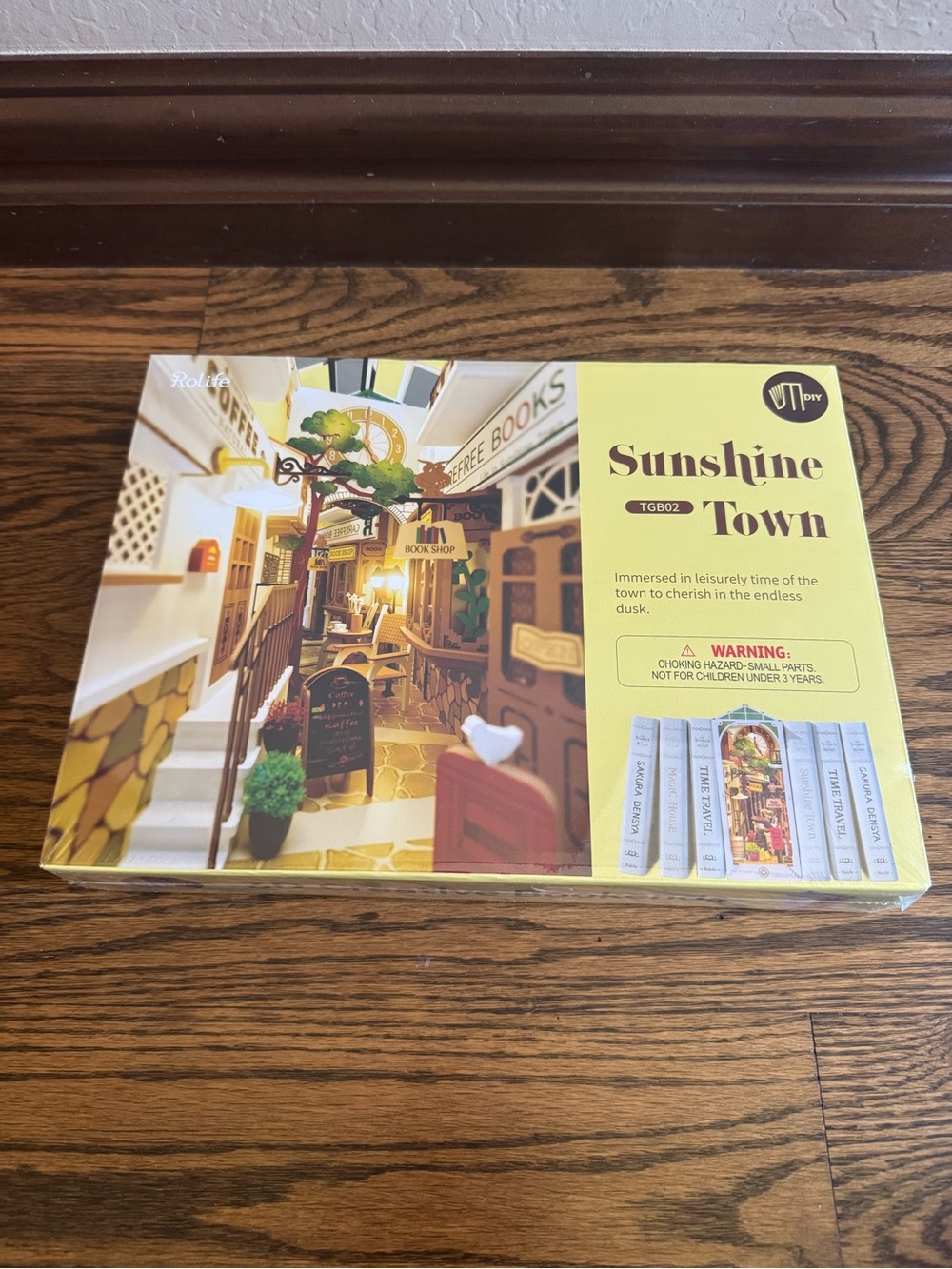 Rolife Sunshine Town 3D Creative Bookends Kit